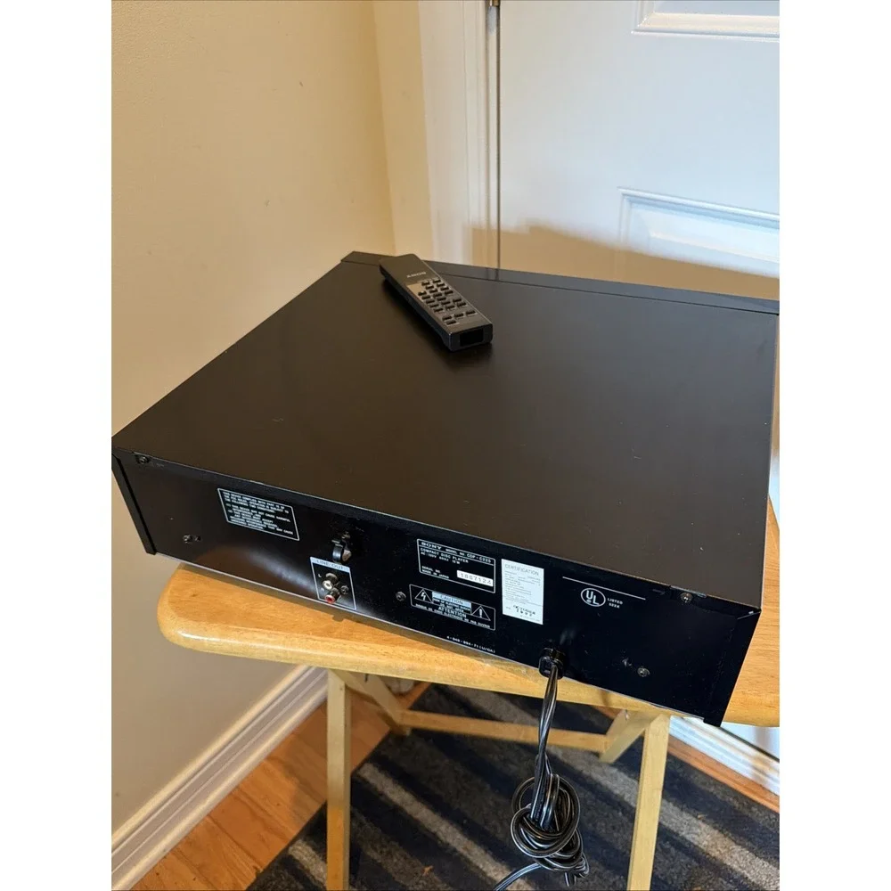 Sony CDP-C225 Vintage 5 Disc CD Player Changer Japan with Remote, 1992 Tested